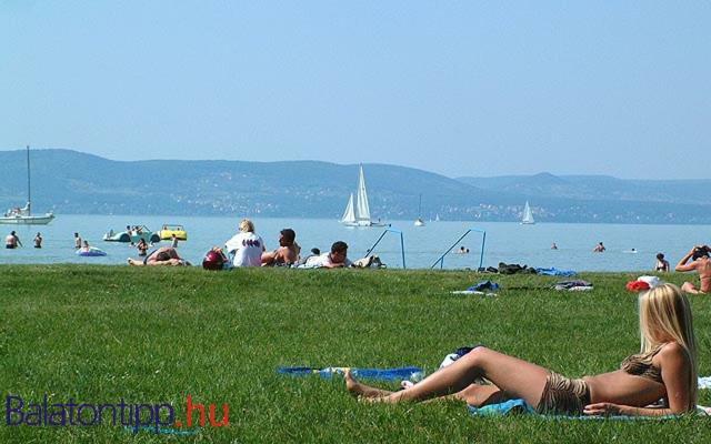 Szines Panorama Apartman Balatonlelle Extérieur photo
